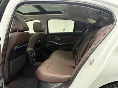 BMW 3 Series 320Li M Sport Package - ფოტო 16