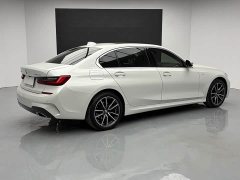 BMW 3 Series 320Li M Sport Package - ფოტო 17