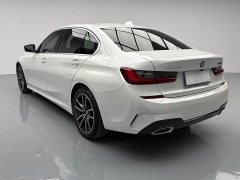 BMW 3 Series 320Li M Sport Package - ფოტო 18