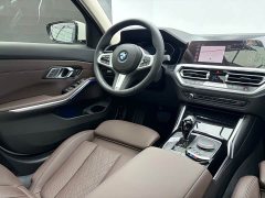 BMW 3 Series 320Li M Sport Package - ფოტო 8