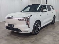 IM Motors Zhiji LS8 52 Max Tech Flagship 5-Seater - ფოტო 1