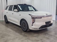 IM Motors Zhiji LS8 52 Max Tech Flagship 5-Seater - ფოტო 3