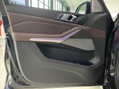 BMW X5 2022 facelift xDrive 40Li M sports package - ფოტო 15
