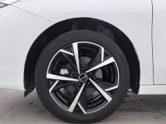 SAIC MG i5 2023 1.5L CVT Prestige - ფოტო 17