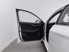 SAIC MG i5 2023 1.5L CVT Prestige - ფოტო 8