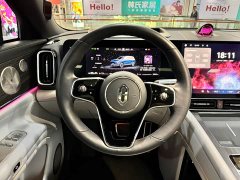 AITO M9 Extended Range Ultra 42kWh 6-Seater - ფოტო 16