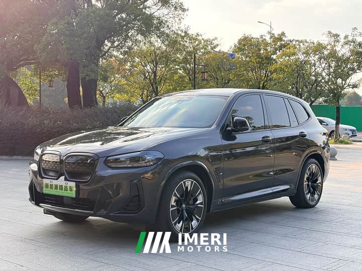 BMW iX3 Facelift Leadership Edition - ავტომობილი ჩინეთიდან
