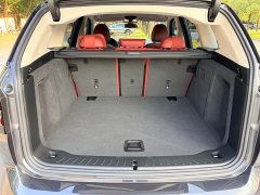 BMW iX3 Facelift Leadership Edition - ფოტო 11