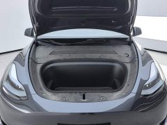 Tesla Model Y Rear-Wheel Drive - ფოტო 10