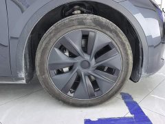 Tesla Model Y Rear-Wheel Drive - ფოტო 6
