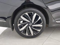 Volkswagen Passat Facelift 330TSI Elite - ფოტო 6