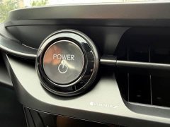 Lexus RZ 2023 450e AWD Luxury Edition - ფოტო 17