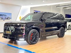 Zeekr 9X 2025 Obsidian Black 70kWh Six-Seater - ფოტო 1