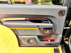 Zeekr 9X 2025 Obsidian Black 70kWh Six-Seater - ფოტო 19