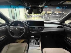 Lexus ES 2022 300h Excellence Edition - ფოტო 5