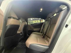 Lexus ES 2022 300h Excellence Edition - ფოტო 7