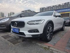 Volvo V90 Cross Country B5 AWD Intelligent Remote Edition - ფოტო 1