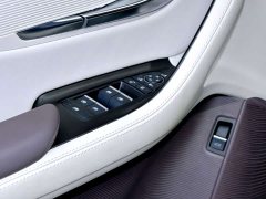 BYD Song Plus New Energy DM-i 112KM Luxury Edition - ფოტო 17