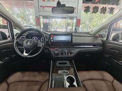 Honda Odyssey 2.0L e:HEV Sharp Comfort Edition - ფოტო 9