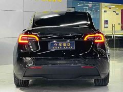 Tesla Model Y Rear-Wheel Drive - ფოტო 5