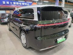 Leapmotor D19 Extended Range 500 Deluxe Edition Six-Seater - ფოტო 7