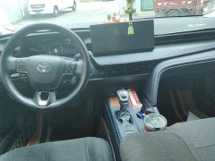 Toyota Camry Hybrid 2.0L HGVP Luxury - ფოტო 12