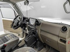 Toyota Land Cruiser (Imported) LC78 2024 4.0L Middle East Version - ფოტო 16