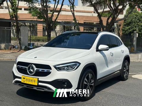 2023 Mercedes-Benz GLA 220