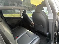 Tesla Model Y Rear-Wheel Drive - ფოტო 13