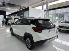 Toyota Yaris L 1.5L CVT Luxury Plus - ფოტო 5