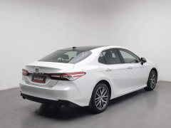 Toyota Camry 2.5G Luxury - ფოტო 2