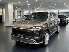 AITO M9 Extended Range Ultimate World Leader Extended 6-Seater - ფოტო 1