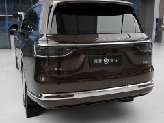 AITO M9 Extended Range Ultimate World Leader Extended 6-Seater - ფოტო 15