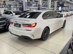 BMW 3 Series 325Li M Sport Night Edition Package - ფოტო 4