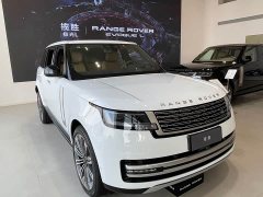 Land Rover Range Rover 3.0 L6 400PS AB Long Wheelbase - ფოტო 3