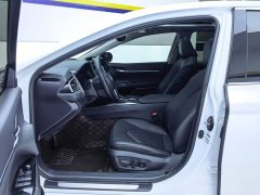 Toyota Camry 2021 2.5G Luxury - ფოტო 9