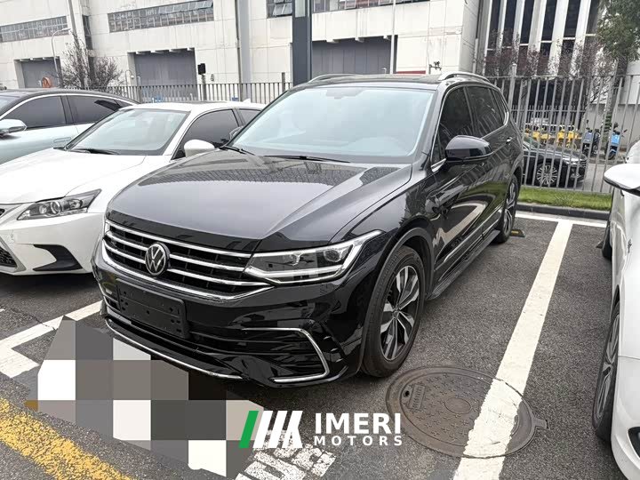 Volkswagen Tiguan L Outstanding Edition 330TSI Automatic Two-Wheel Drive R-Line Dragon Shine Edition
