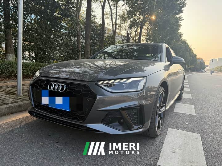 Audi A4L 40 TFSI Luxury Dynamic - ავტომობილი ჩინეთიდან