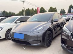 Tesla Model Y Rear-Wheel Drive - ფოტო 1