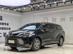 Toyota Sienna 2021 2.5L Hybrid Luxury - ფოტო 1