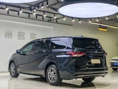 Toyota Sienna 2021 2.5L Hybrid Luxury - ფოტო 16