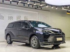 Toyota Sienna 2021 2.5L Hybrid Luxury - ფოტო 3
