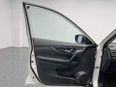 Nissan Qashqai 2.0L CVT 2WD XL Premium Prestige Commemorative Edition - ფოტო 12