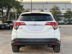 Honda Vezel 2020 1.5L CVT Pioneer Edition - ფოტო 16