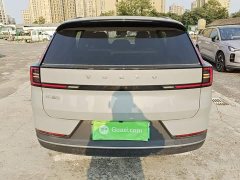 Volvo XC70 Plug-in Hybrid 2026 Two-Wheel Drive Long Range Core - ფოტო 6
