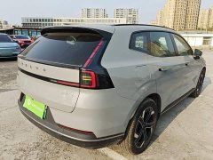 Volvo XC70 Plug-in Hybrid 2026 Two-Wheel Drive Long Range Core - ფოტო 7