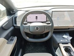 Volvo XC70 Plug-in Hybrid 2026 Two-Wheel Drive Long Range Core - ფოტო 11