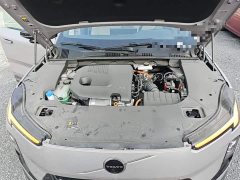 Volvo XC70 Plug-in Hybrid 2026 Two-Wheel Drive Long Range Core - ფოტო 20