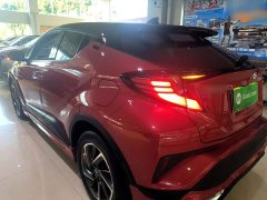 Toyota C-HR 2.0L Luxury - ფოტო 5