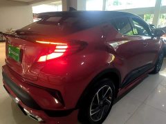 Toyota C-HR 2.0L Luxury - ფოტო 7
